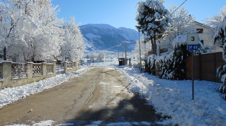 Spazzata via la neve della nostra strada